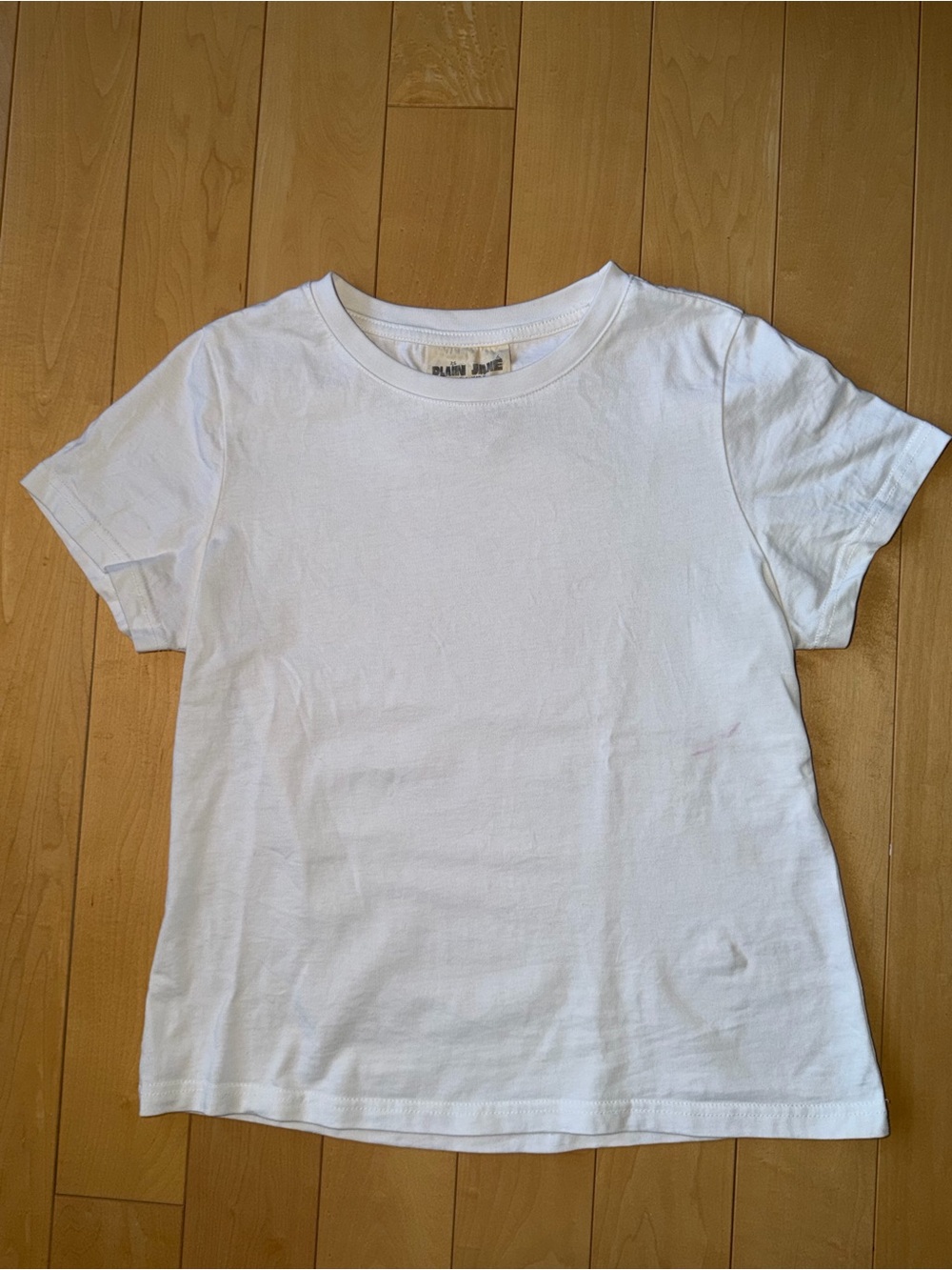 Plain Jane NY “the shortie” tee. Size small.